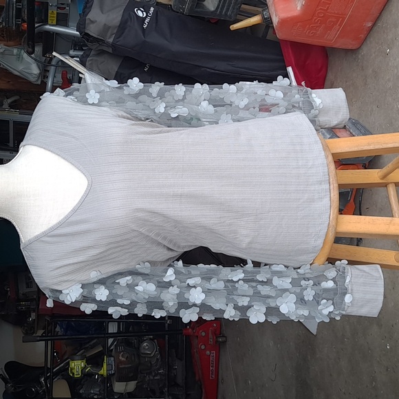 XL top - Picture 1 of 3